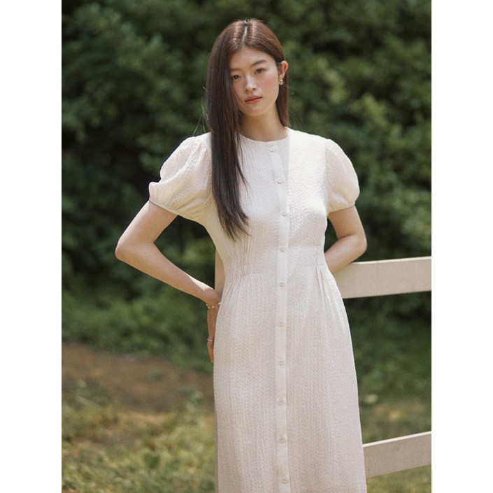 어다울 Seersucker half shirring long dress  ivory
