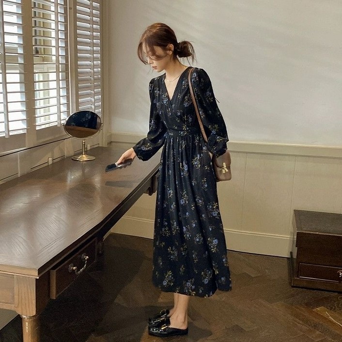 빌리즈빈 여성 브이넥 플라워 셔링 롱 원피스 51190