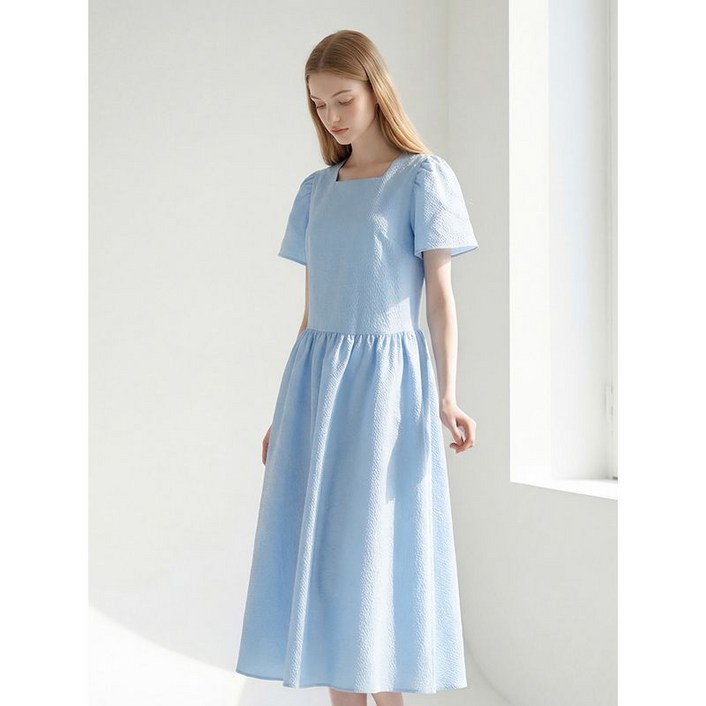 매긴 셔링 슬리브 시어서커 원피스 M6M1OP3231