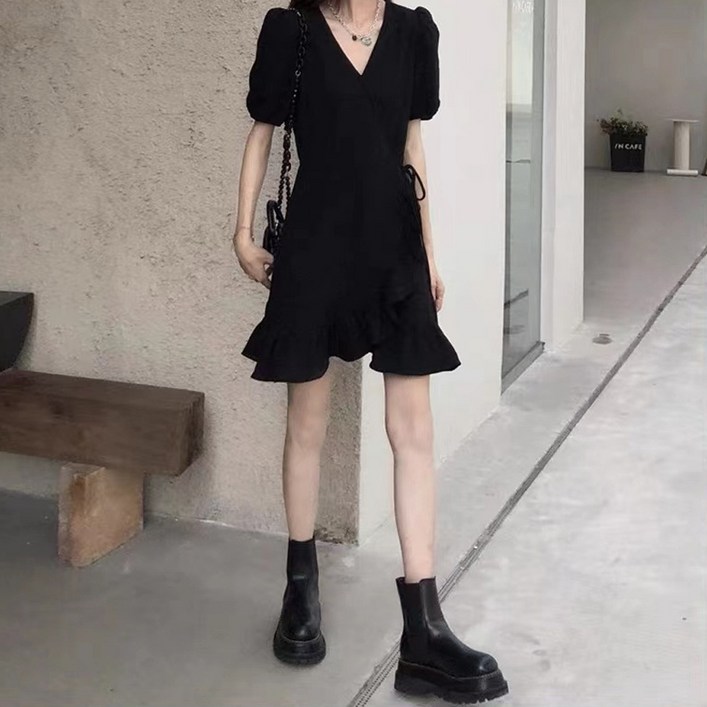 엘쏘 브이넥 퍼프 프릴 랩 원피스 엘쏘 브이넥 퍼프 프릴 랩 원피스