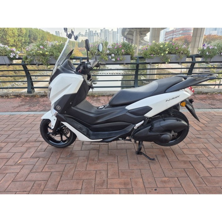 야마하 NMAX125  20S년식 52000KM운행 완전 정비되엇읍니다