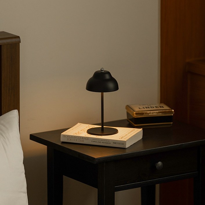미니엔 마롱 LED 무선 테이블 램프 인테리어 조명 무드등 수면등 취침등, 모던 블랙