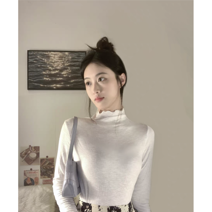 RANCY 랑시 신축성 좋음 여성 긴팔 물결 프릴티 반목 폴라 티셔츠 흰티 면티 긴팔티 프리사이즈 M 60키로까지가능 RANCY 랑시 신축성 좋음 여성 긴팔 물결 프릴티 반목 폴라 티셔츠 흰티 면티 긴팔티 프리사이즈 M 60키로까지가능