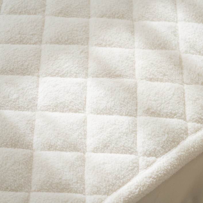 릴리 뽀글이 양털극세사 겨울 밴딩패드 3색상