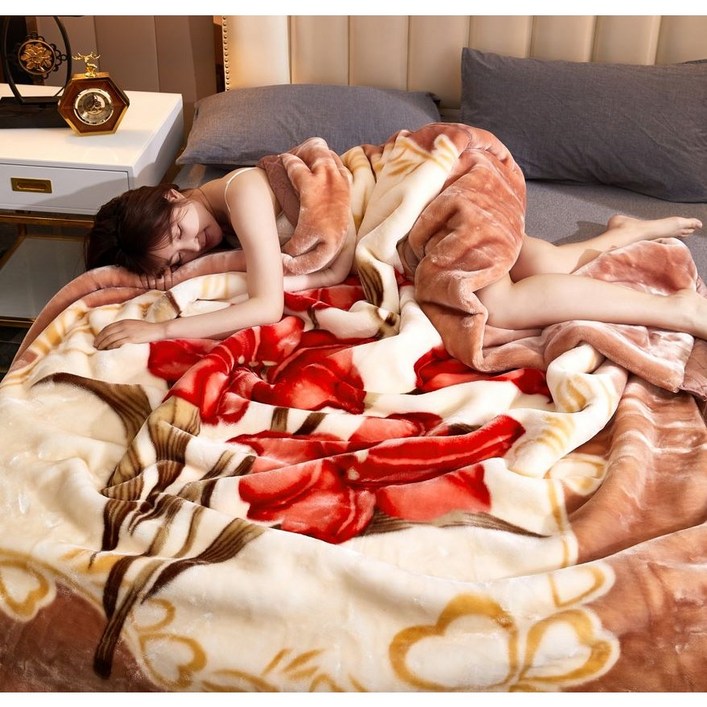 후끈후끈 폭신하고 두툼한 겨울 밍크담요