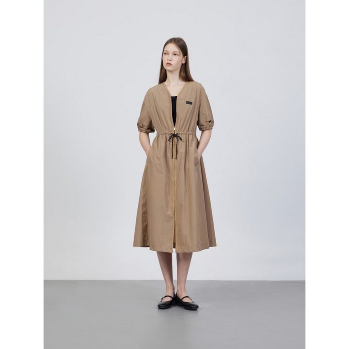 ZOOC 25년 여름 쥬크 하프 집업 슬리브 원피스 Z252MSE007