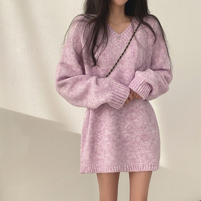 투니스 여성 루즈핏 브이넥 풀오버 니트 원피스