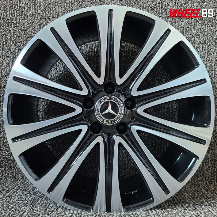 벤츠 E클래스 정품 휠 W213 E450, E400 19인치 블랙 폴리시, 1개 벤츠 E클래스 정품 휠 W213 E450, E400 19인치 블랙 폴리시, 1개