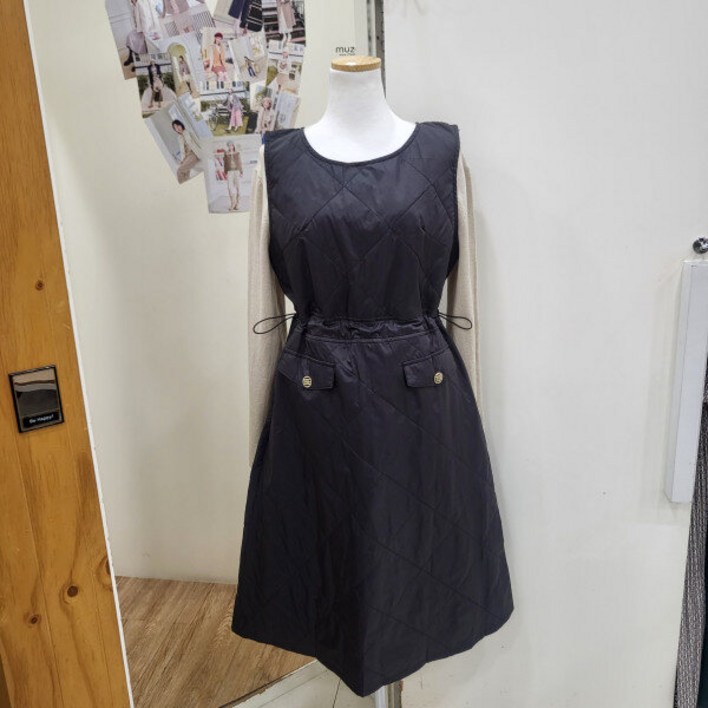 무자크 퀼팅 민소매원피스(MO8WOP01)_YS