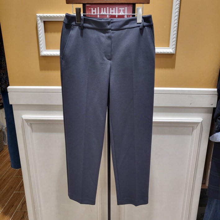 BCBG 비씨비지 가을22 콜미 바지 B2C8P3222 BCBG 비씨비지 가을22 콜미 바지 B2C8P3222