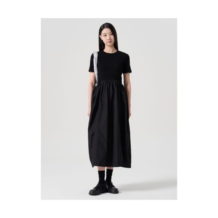  매장  에잇세컨즈 8SECONDS 저지 배색 반소매 원피스 블랙 164371F와이95 113285 7639812