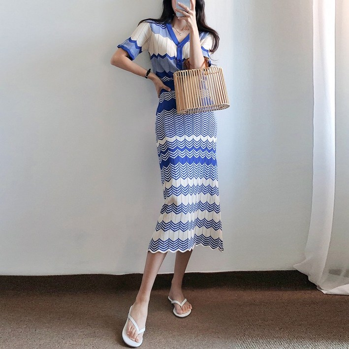 요시아나 당일발송 블루라인 에스닉 물결패턴 니트 투피스