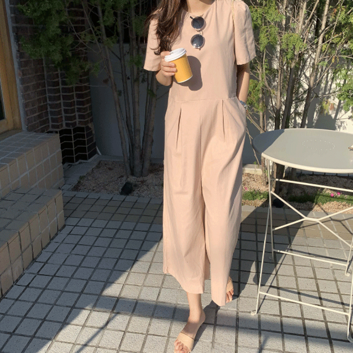 루어스룸 봄 여름 하객룩 데일리 로웰 핀턱 린넨 반팔 점프수트(2color)