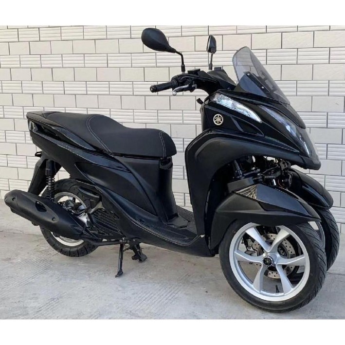 역삼륜 오토바이 전동 세발 2기통 150CC 역삼륜 오토바이 전동 세발 2기통 150CC