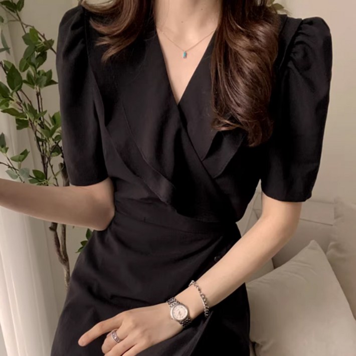어반룩북 하객룩 이중넥 사선버튼 퍼프소매 원피스 어반룩북 하객룩 이중넥 사선버튼 퍼프소매 원피스