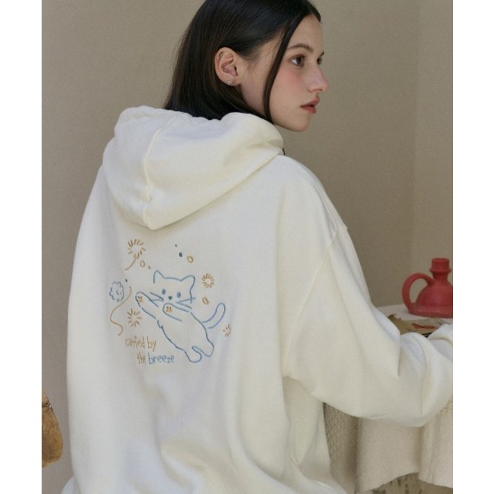 꼼파뇨 브리즈캣 자수 후드티 크림