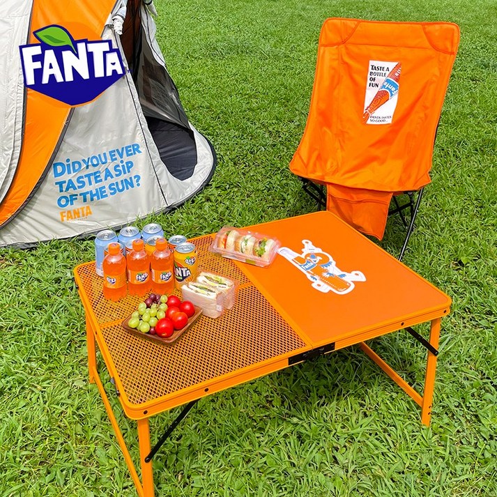환타 캠핑 접이식 야외 테이블 4인용 오렌지 900mm