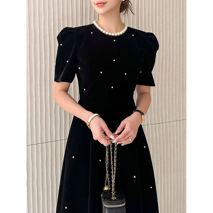 고급스러운 벨벳 진주 여성 드레스 퍼프소매 A라인 플레어 반팔 롱 원피스