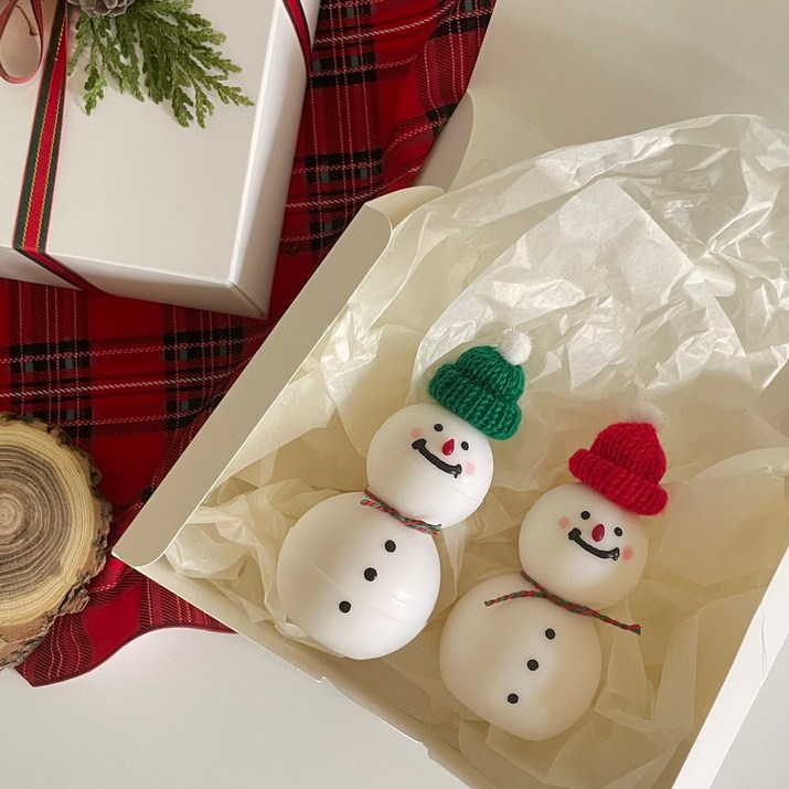 눈사람캔들 크리스마스 연말 선물 인테리어소품 크리스마스장식 홈카페 데코, 블랙체리, 그린모자