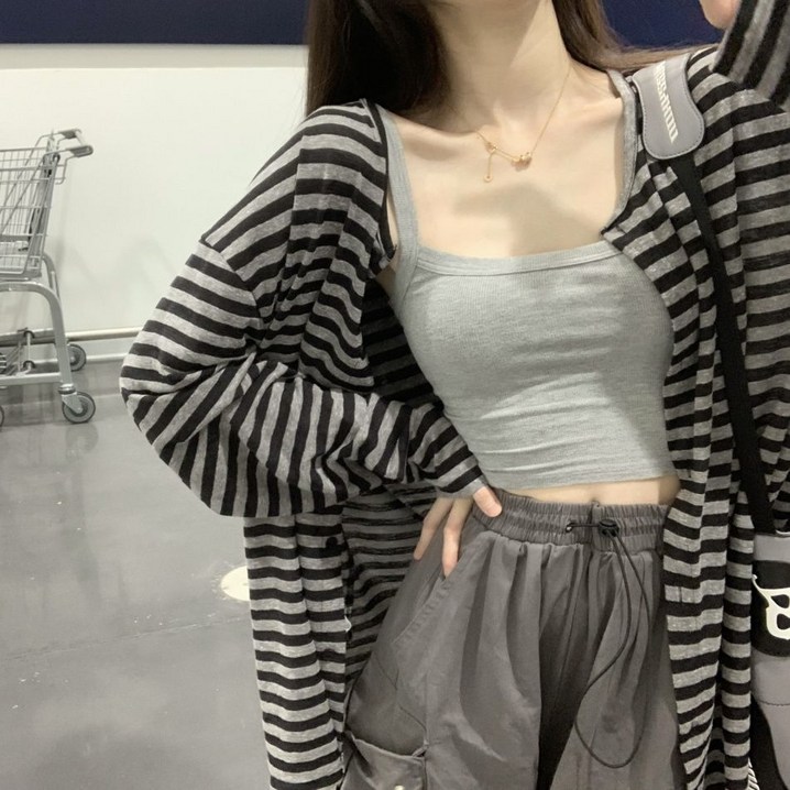 여성 여름 롱 가디건 캐주얼 슬림 비치웨어 롱 로브 카디건 루즈핏 체형커버 래쉬가드 얇은 자외선 차단 스트라이프 카디건 LJX 여성 여름 롱 가디건 캐주얼 슬림 비치웨어 롱 로브 카디건 루즈핏 체형커버 래쉬가드 얇은 자외선 차단 스트라이프 카디건 LJX