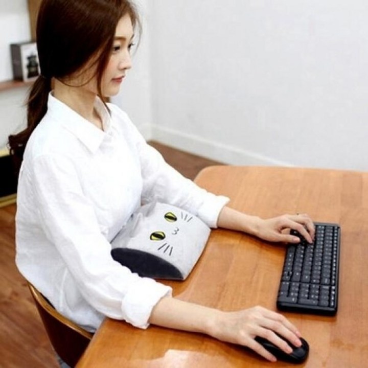 아트박스미에보 자세교정용 바른자세유도 배받이쿠션Mievo