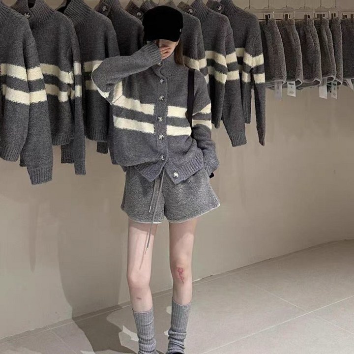 Choyur여성 가을겨울 니트 배색 가디건 반바지 세트 편안한 스타일wjj