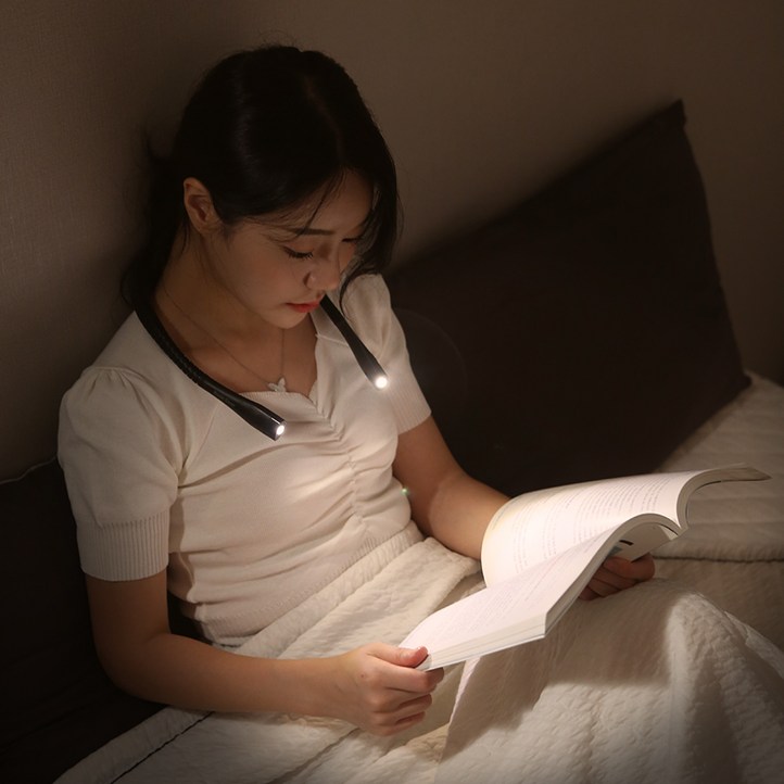 베이직기어 넥밴드 LED 북라이트 독서등 후레쉬 베이직기어 넥밴드 LED 북라이트 독서등 후레쉬