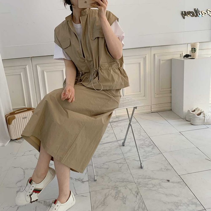 핏좋은 바스락 스트링 조끼스커트세트