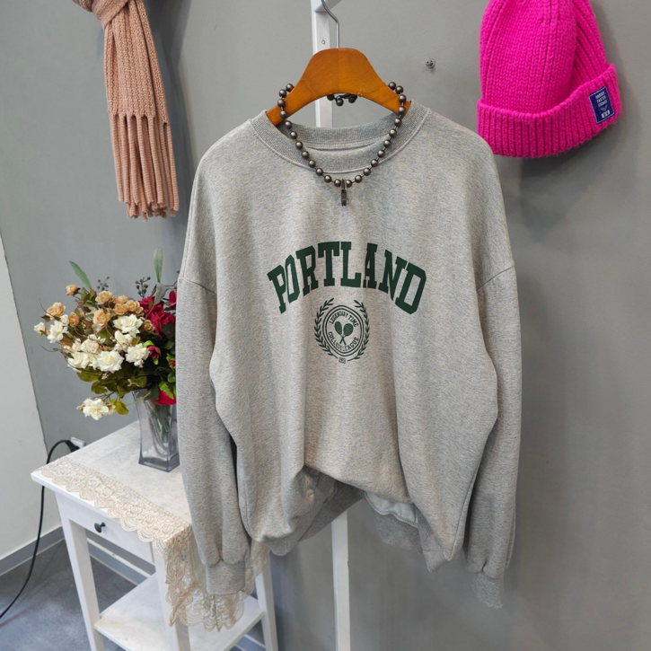 뉴포틀랜드 오버핏 간절기 맨투맨