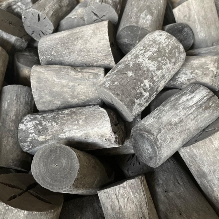 캠핑 바베큐용 신의한숯 안튀고 지속력 화력 3시간이상유지되는 유칼립투스비장탄, 1개