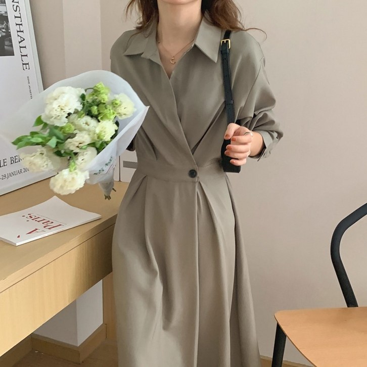 롤슨 9월 10월 결혼식 하객룩 상견례옷차림 부케받는사람옷 트렌치 카라 셔츠 랩 플리츠 원피스