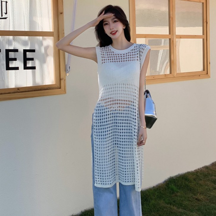 바이미니 라운스넥 사이드 슬릿 니트 짜임 민소매 원피스