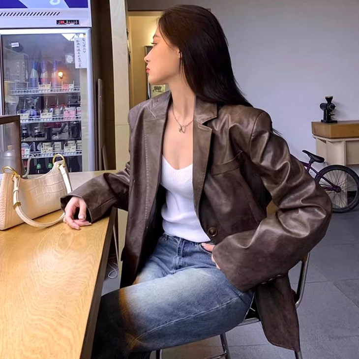 더블유 빈티지 루즈핏 가죽 재킷 더블유 빈티지 루즈핏 가죽 재킷