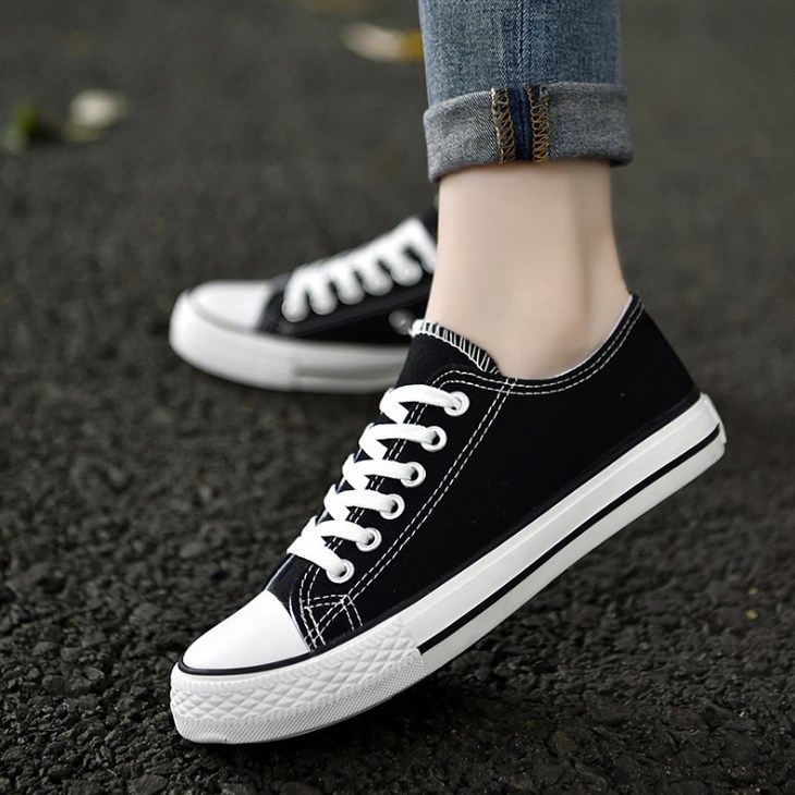 베씨 여성 베이직 캔버스 스니커즈