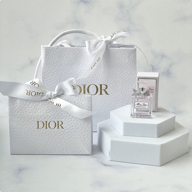 쇼핑백증정 디올 미스디올 향수 선물포장