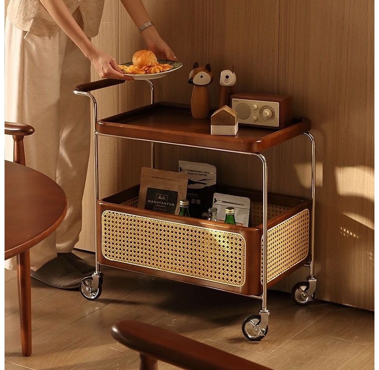 원목 이동식 바퀴 달린 사이드 테이블  거실 철제 수납 카트  라탄 편물 수납 심플 리빙 테이블 미드센츄리 스타일 소형 카트 선반