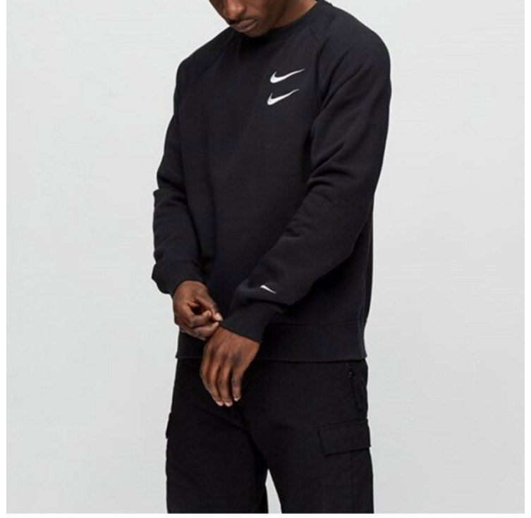 나이키 더블 스우시 크루넥 맨투맨 DB4960010