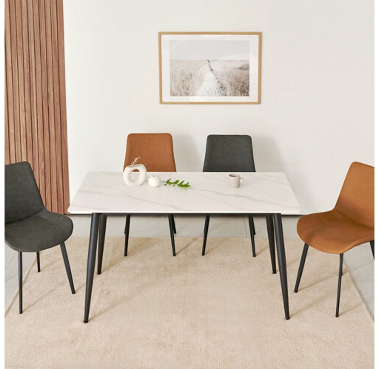 유씨엠 에브린 포세린 세라믹 4인 식탁 테이블, 화이트