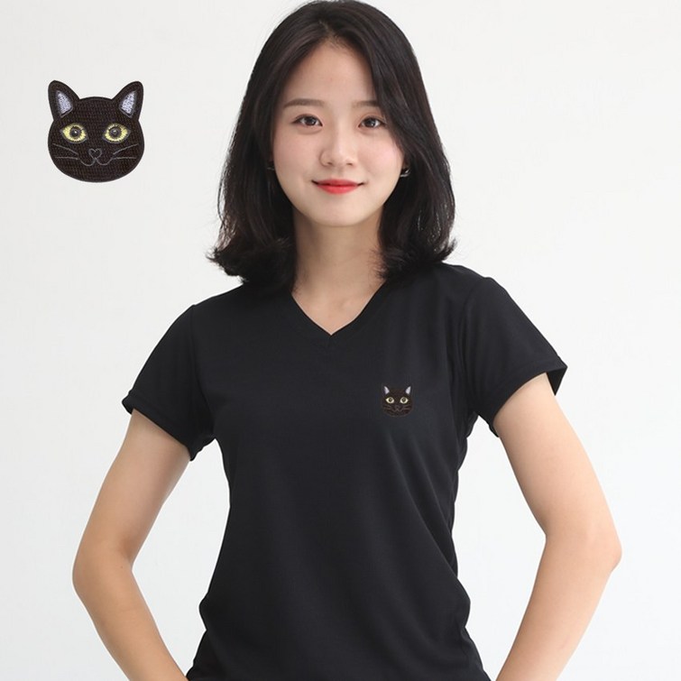 멋지군 코오롱 쿨론 기능성 브이넥 여성 고양이 자수 반팔 티셔츠 20230815